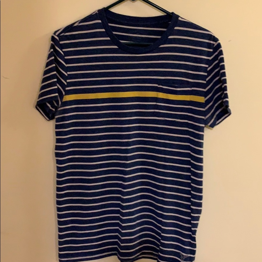 American Eagle t-shirt men’s